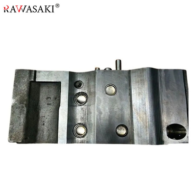 Ekskavatör SK200-8 SK210-8 SK250-8 SK260-8 Parçaları J05E Motor Silindir Kafası