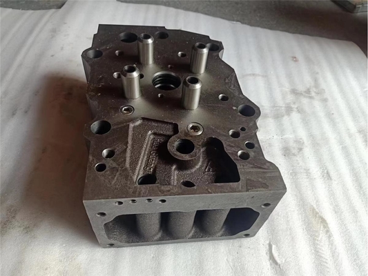 Silindir başı Assy 3811985 KTA19 K19 için 4 valfli Dizel motor