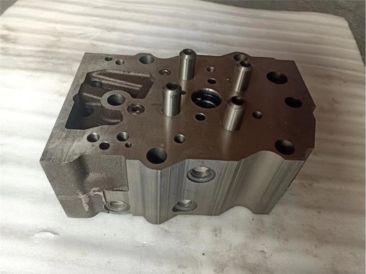 Silindir başı Assy 3811985 KTA19 K19 için 4 valfli Dizel motor